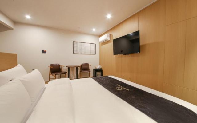 クァンジュ ディバイン ホテル 光州 部屋 写真